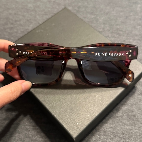 Prive Revaux Unisex The Classic Polarized Sunglasses, Brown/Pink Tortoise - Picture 10 of 10